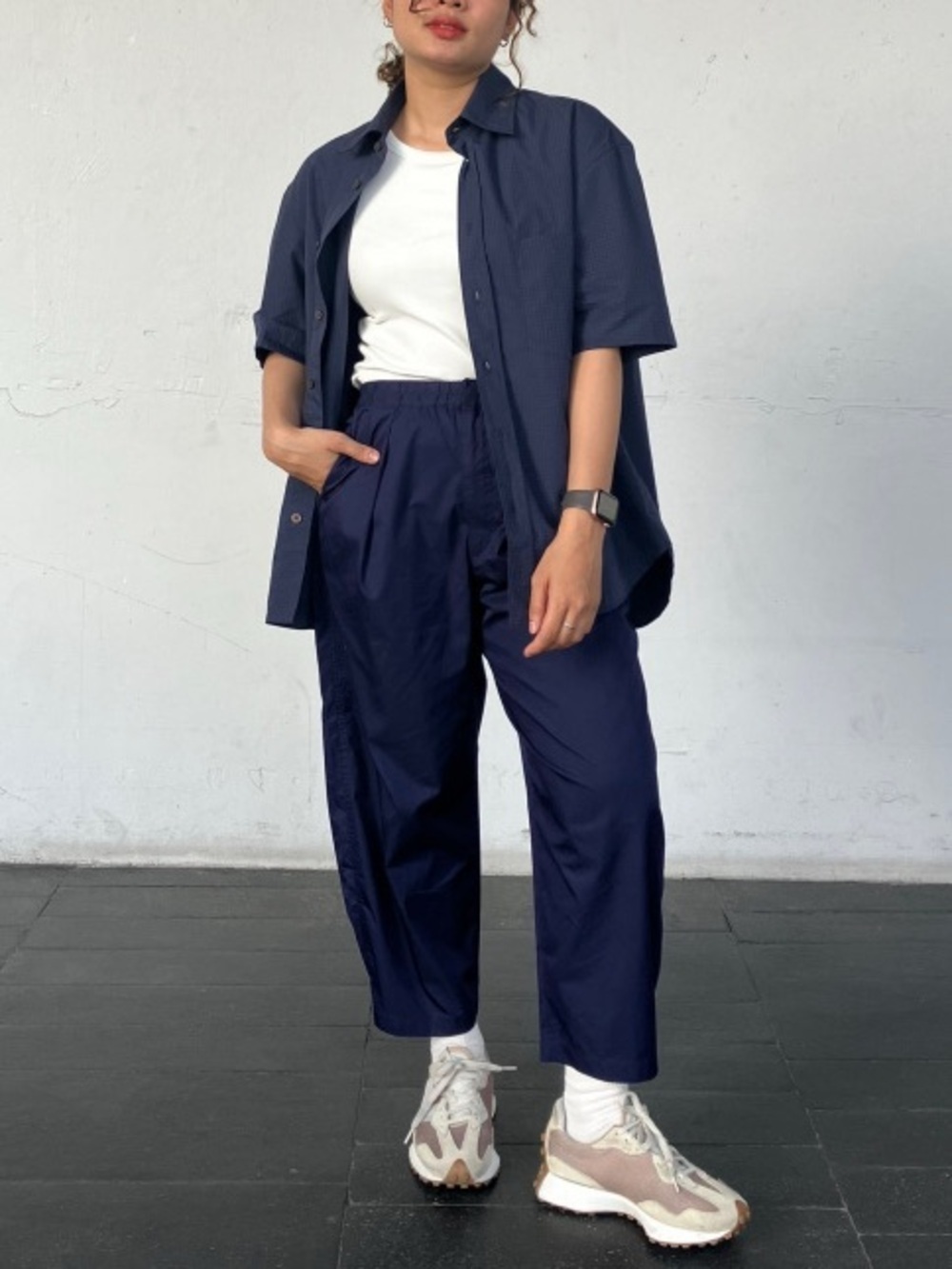 NWOT - Uniqlo Parachute Cropped Pants in Navy - Size M